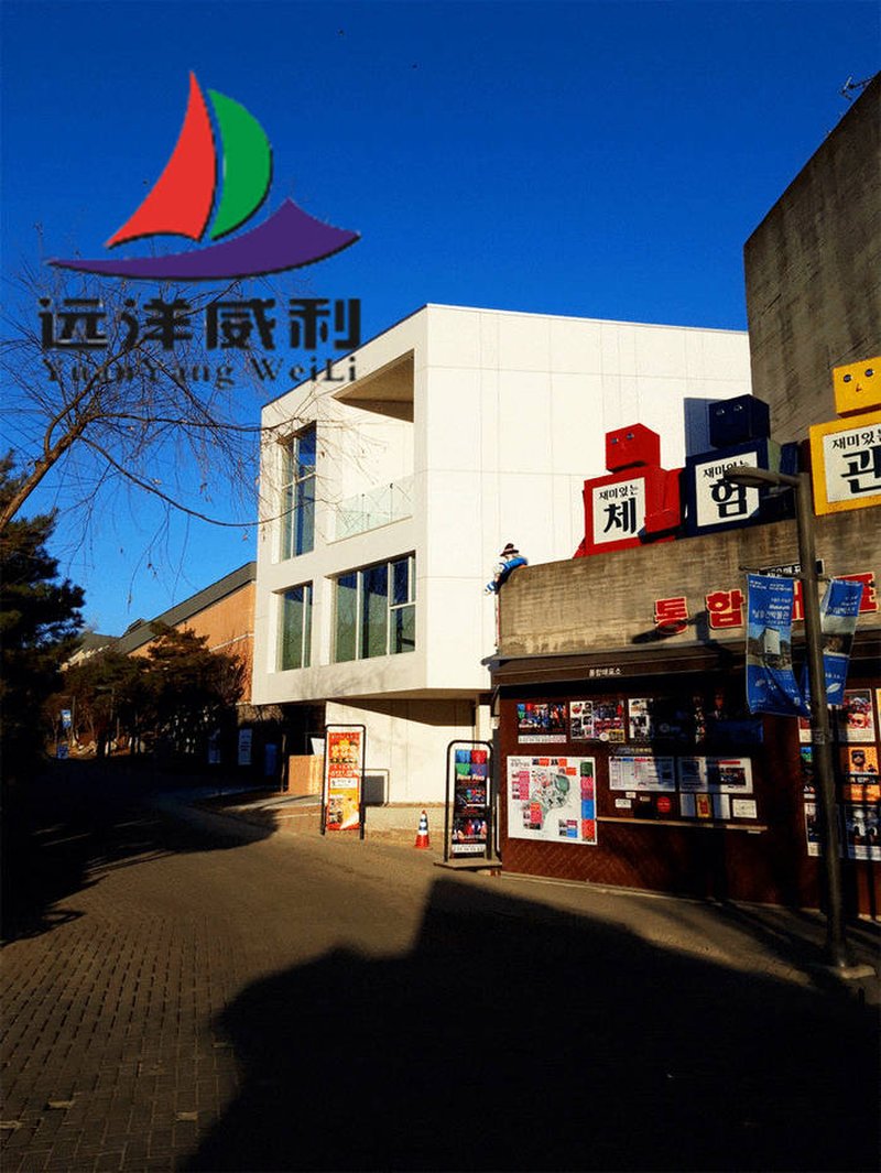 Análise de caso de casa vermelha em rede construída na Coreia do Sul usando placas de Willie do Oceano